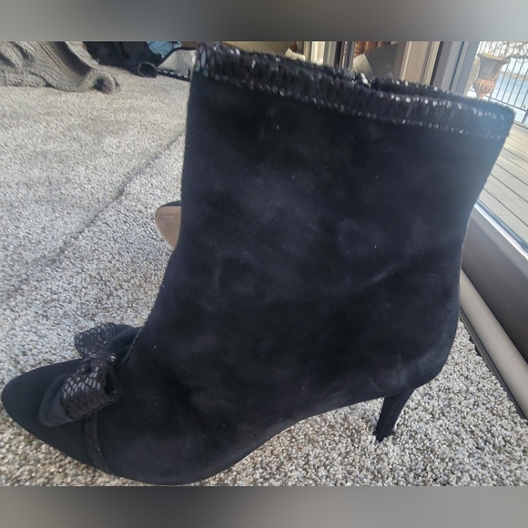 KARL LAGERFELD MONA SUEDE BOOTIES BLACK SIZE 8 - Picture 6 of 16